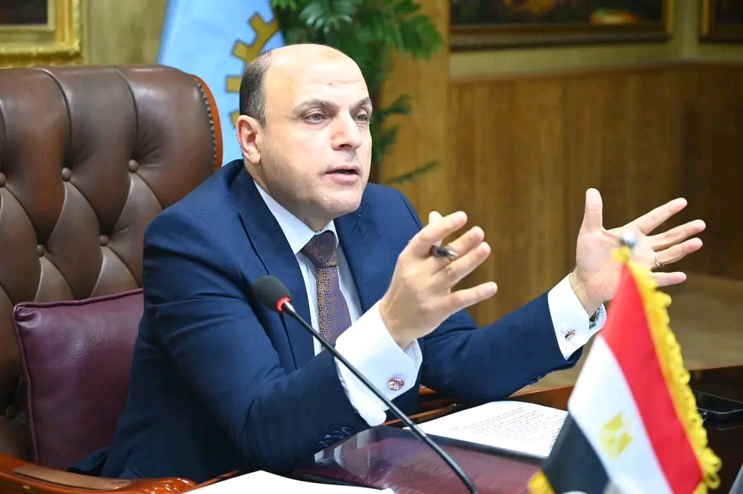 محافظ العربية