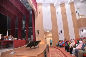 1775489211843 رئيس جامعة أسيوط الأهلية رئيس جامعة أسيوط الأهلية يضع مع الكادر الإداري أسس العمل ويؤكد: الأداء هو معيار التميز موقع في الجامعة