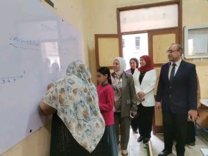 مدير تعليم القاهرة تتفقد مدارس غرب القاهرة وتؤكد: الانضباط والتحول الرقمي أساس التطوير 4 1776261705943 مدير تعليم القاهرة تتفقد مدارس غرب القاهرة مدير تعليم القاهرة تتفقد مدارس غرب القاهرة وتؤكد: الانضباط والتحول الرقمي أساس التطوير موقع في الجامعة