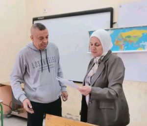 مدير تعليم القاهرة تتفقد مدارس غرب القاهرة وتؤكد: الانضباط والتحول الرقمي أساس التطوير 5 1776261708161 مدير تعليم القاهرة تتفقد مدارس غرب القاهرة مدير تعليم القاهرة تتفقد مدارس غرب القاهرة وتؤكد: الانضباط والتحول الرقمي أساس التطوير موقع في الجامعة