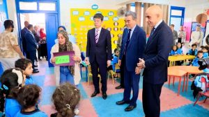 1777381328233 وزير التعليم وزير التعليم ورئيس جامعة هيروشيما يشهدان تطبيق النموذج الياباني داخل المدارس المصرية اليابانية موقع في الجامعة