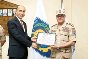 1777477336766 كلية التمريض بجامعة دمنهور تحصل على اعتماد AHPGS كلية التمريض بجامعة دمنهور تحصل على اعتماد AHPGS الألمانية موقع في الجامعة