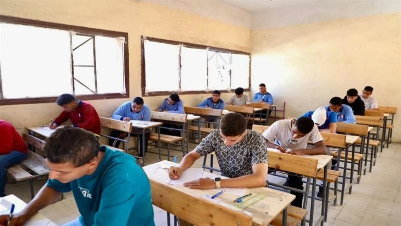 280 الدبلومات الفنية نماذج استرشادية لامتحانات الدبلومات الفنية 2026.. الرابط والخطوات موقع في الجامعة