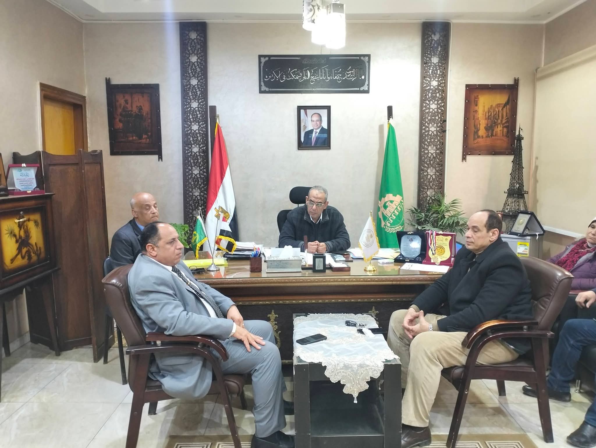 FB IMG 1775133253556 شيخ الأزهر يدعو لاستراتيجية تعليمية منع الموبايل وحظر التبرعات.. تعليم القليوبية تُفعّل الانضباط الصارم في مدارس اللغات موقع في الجامعة