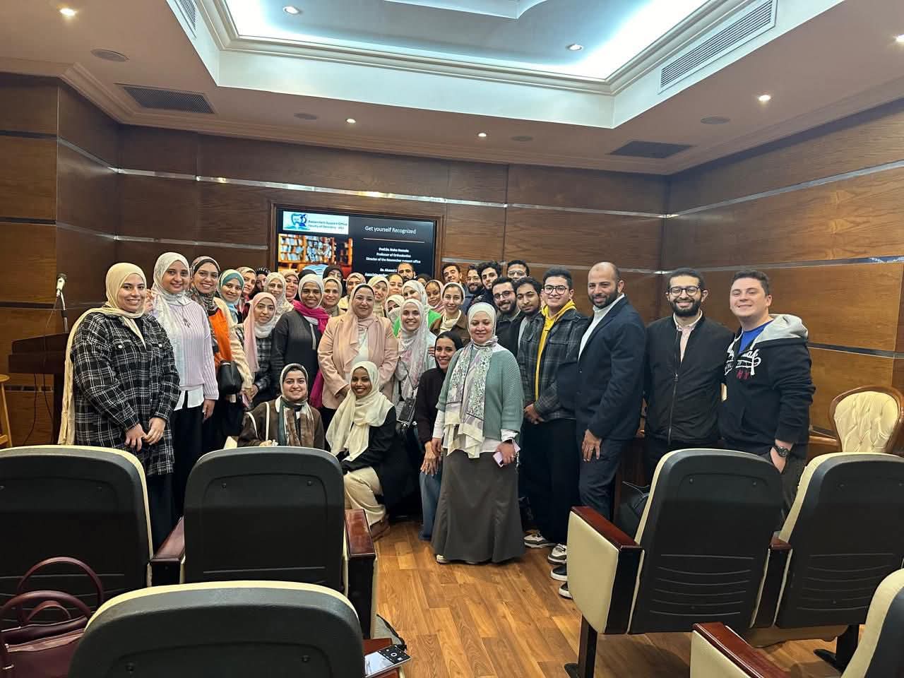 FB IMG 1775216803884 جامعة القاهرة أسنان جامعة عين شمس تنظم ورشة علمية حول تحقيق الاعتراف الأكاديمي من خلال البحث الدولي موقع في الجامعة
