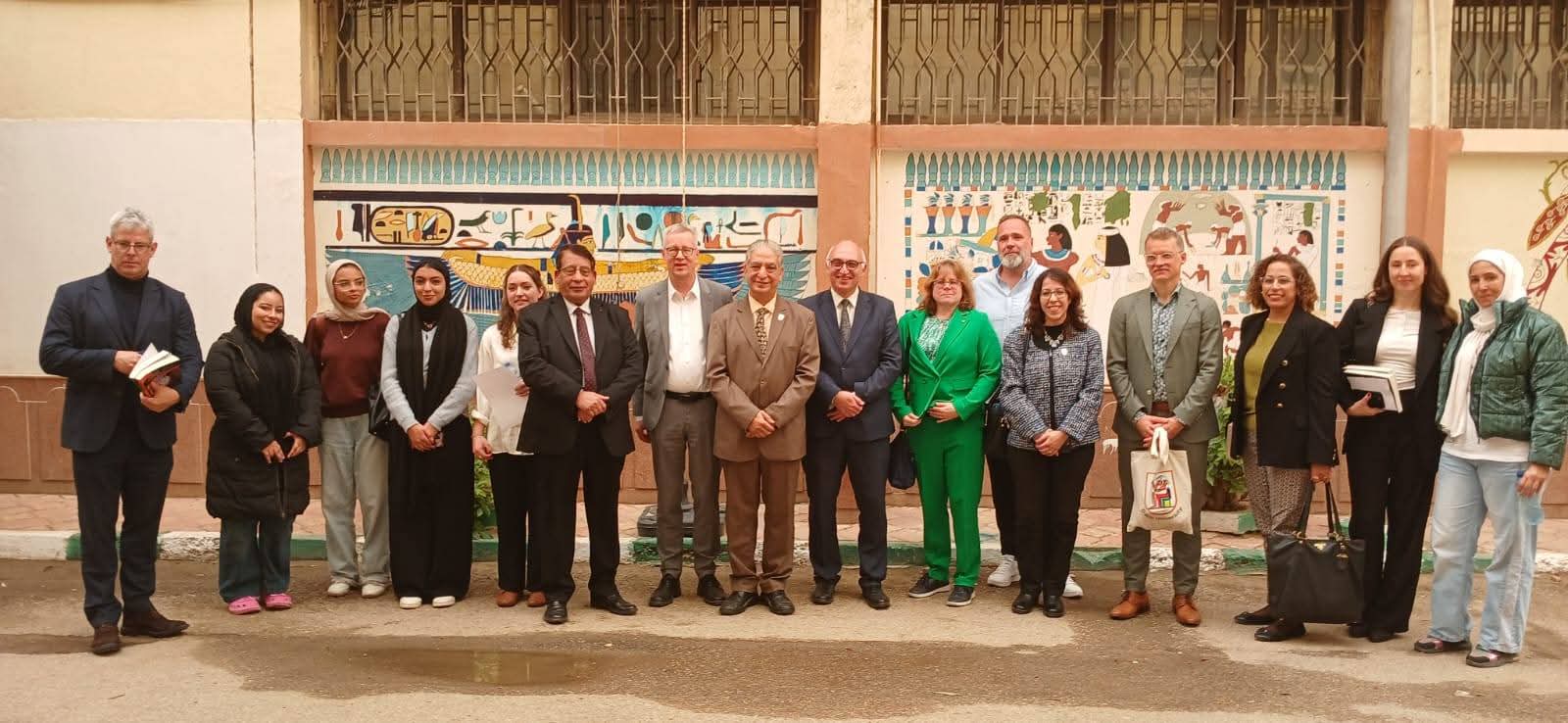 FB IMG 1775300583376 جامعة القاهرة من برلين إلى متاحف جامعة القاهرة.. تعاون جديد يجمع بين "الآثار" وجامعة برلين الحرة موقع في الجامعة