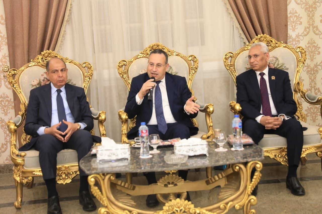 FB IMG 1775556943802 قنصوة خلال زيارته للمنيا.. قنصوة: إنشاء متنزهات تكنولوجية وربط البحث العلمي بالصناعة لدعم الابتكار الجامعي موقع في الجامعة