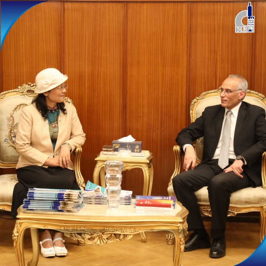 FB IMG 1775589717560 جامعة القاهرة القومي للبحوث يبحث مع وفد صيني إنشاء مختبر مشترك لتطوير مستشعرات ذكية لعلاج الجروح موقع في الجامعة