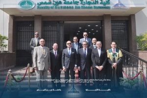 "حوكمة الطوارئ".. دكتوراة مهنية بتجارة عين شمس تضع خارطة طريق لتطوير وتحسين الخدمات الصحية 3 FB IMG 1775987149841 حوكمة الطوارئ "حوكمة الطوارئ".. دكتوراة مهنية بتجارة عين شمس تضع خارطة طريق لتطوير وتحسين الخدمات الصحية موقع في الجامعة