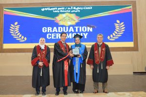 رئيس جامعة بنها يشهد حفل تخرج الدراسات العليا: نراهن على مخرجات البحث العلمي لبناء المستقبل 2 FB IMG 1776011301811 رئيس جامعة بنها رئيس جامعة بنها يشهد حفل تخرج الدراسات العليا: نراهن على مخرجات البحث العلمي لبناء المستقبل موقع في الجامعة