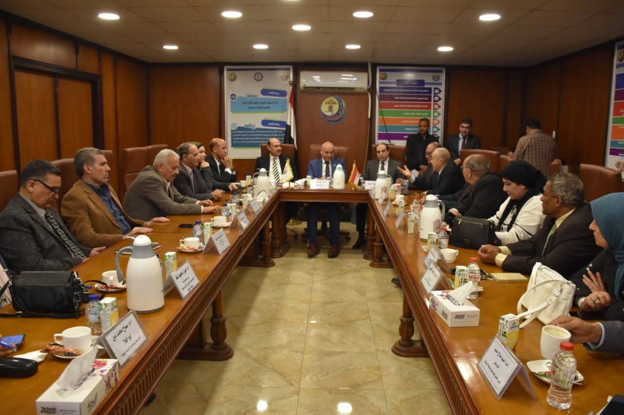 FB IMG 1776015058088 جامعة مدينة السادات تناقش خطط تطوير التعليم جامعة مدينة السادات تناقش خطط تطوير التعليم بكلية علوم الرياضة برئاسة رئيس الجامعة موقع في الجامعة