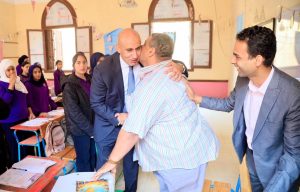 وزير التعليم يتفقد مدارس الحوامدية والبدرشين.. ويؤكد: الانضباط وتطوير المهارات أساس نجاح العملية التعليمية 4 وزير التعليم يتفقد مدارس الحوامدية والبدرشين.. ويؤكد: الانضباط وتطوير المهارات أساس نجاح العملية التعليمية