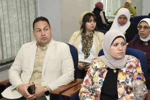 جامعة عين شمس تناقش استعدادات امتحانات الترم الثاني 