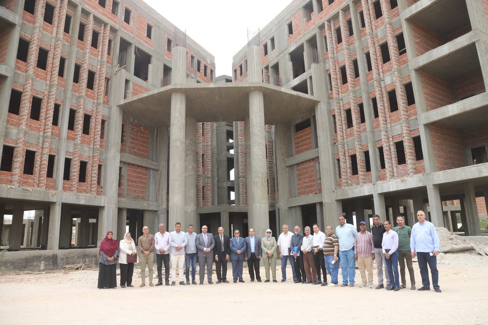 مشروع مستشفى الباطنة الجديد بجامعة قنا