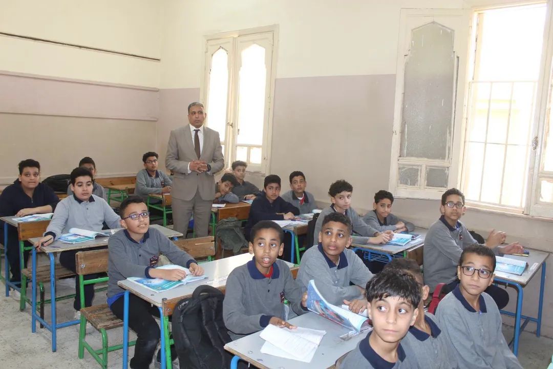 تعليم الجيزة يحذر: لا تهاون مع الغياب.. والفصل للطلاب المتجاوزين للنسب القانونية