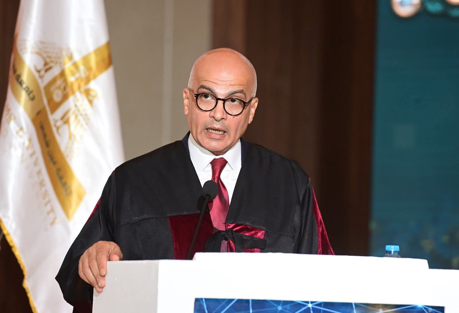 رئيس جامعة عين شمس: المؤتمر يعزز الابتكار ويربط البحث العلمي