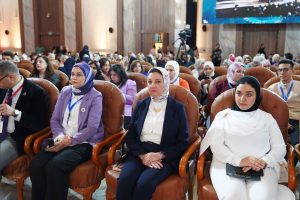 FB IMG 1776697899935 رئيس جامعة عين شمس رئيس جامعة عين شمس: تضافر الجهود مع قطاع الصناعة ركيزة أساسية لتطوير العملية التعليمية موقع في الجامعة