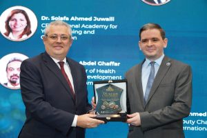 FB IMG 1776698747362 جامعة عين شمس بمشاركة الأكاديمية الوطنية ووزارة الصحة.. جامعة عين شمس ترسم ملامح الشراكة الوطنية لبناء الكوادر موقع في الجامعة