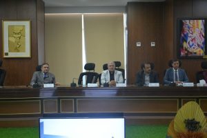 جلسة طارئة بجامعة دمياط لمتابعة الاستعدادات النهائية لامتحانات الترم الثاني وتطوير منظومة التعليم 5 FB IMG 1776783499258 جلسة طارئة بجامعة دمياط جلسة طارئة بجامعة دمياط لمتابعة الاستعدادات النهائية لامتحانات الترم الثاني وتطوير منظومة التعليم موقع في الجامعة