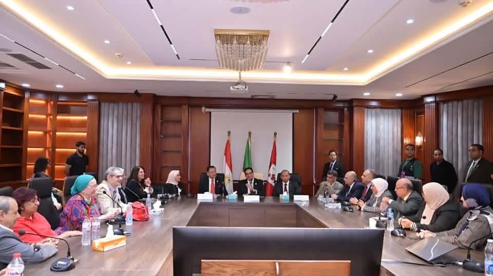 FB IMG 1776850558582 جامعة القاهرة جامعة القاهرة: 11 كلية في مهمة وطنية إلى حلايب وشلاتين لدعم الأهالي بخدمات طبية وغذائية مجانية موقع في الجامعة