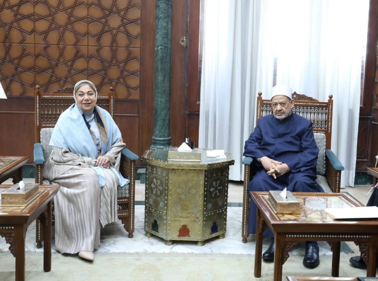 الأزهر يبحث إنشاء معهد تكنولوجيا تطبيقية جديد