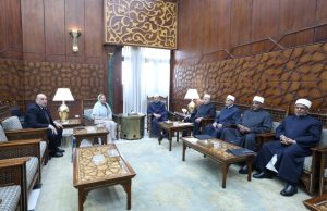 شيخ الأزهر: رفض «تدريس اللغة العربية» يفصل أبناءنا عن هويتهم.. ولا يجوز أن تتقدم الكرة على العلم 2 شيخ الأزهر: رفض تدريس اللغة العربية يفصل أبناءنا عن هويتهم.. ولا يجوز أن تتقدم الكرة على العلم