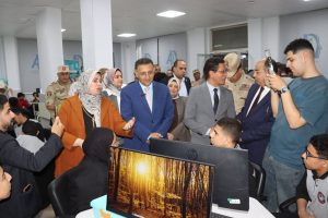 FB IMG 1776885178901 محافظ القليوبية ورئيس جامعة بنها يفتتحان مركز الشبان محافظ القليوبية ورئيس جامعة بنها يفتتحان مركز الشبان للذكاء الاصطناعي والتحول الرقمي موقع في الجامعة