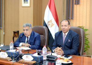 FB IMG 1777305268213 مجلس جامعة المنصورة مجلس جامعة المنصورة يناقش تطوير التخصصات وربط التعليم بسوق العمل بحضور المحافظ موقع في الجامعة