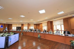 رئيس جامعة كفر الشيخ يؤكد: ترشيد الموارد أولوية.. واستعدادات مكثفة لامتحانات الفصل الدراسي الثاني 5 FB IMG 1777401726723 رئيس جامعة كفر الشيخ رئيس جامعة كفر الشيخ يؤكد: ترشيد الموارد أولوية.. واستعدادات مكثفة لامتحانات الفصل الدراسي الثاني موقع في الجامعة