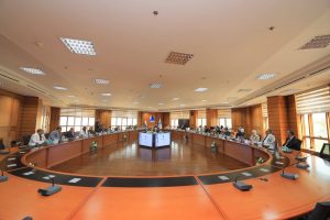 رئيس جامعة كفر الشيخ يؤكد: ترشيد الموارد أولوية.. واستعدادات مكثفة لامتحانات الفصل الدراسي الثاني 2 رئيس جامعة كفر الشيخ يؤكد: ترشيد الموارد أولوية