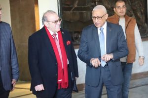 محافظ شمال سيناء يستقبل رئيس مجلس أمناء جامعة سيناء لبحث تعزيز التعاون المشترك 2 IMG 20260411 WA0003 محافظ شمال سيناء يستقبل رئيس مجلس أمناء جامعة سيناء محافظ شمال سيناء يستقبل رئيس مجلس أمناء جامعة سيناء لبحث تعزيز التعاون المشترك موقع في الجامعة