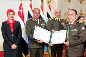 IMG 20260412 WA0019 وزير الدفاع يشهد تكريم عدد من قادة القوات المسلحة وزير الدفاع يشهد تكريم عدد من قادة القوات المسلحة الذين أوفوا العطاء ويمنحهم وسام الجمهورية من الطبقة الثانية| صور موقع في الجامعة