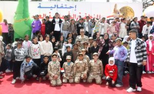 IMG 20260412 WA0110 الجيوش الميدانية والمناطق العسكرية الجيوش الميدانية والمناطق العسكرية تفتح أبوابها للإحتفال مع أطفال مصر بيوم اليتيم.. فيديو موقع في الجامعة
