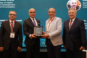 IMG 20260421 WA0034 مؤتمر جامعة عين شمس يناقش فرص وتحديات السياحة الصحية مؤتمر جامعة عين شمس يناقش فرص وتحديات السياحة الصحية في مصر وتعزيز التنافسية العالمية موقع في الجامعة