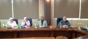 مجلس شؤون التعليم بجامعة أسوان يقر دعم الحالات الإنسانية ويبحث شراكة أكاديمية مع جامعة الكويت 3 IMG 20260421 WA0133 مجلس شؤون التعليم بجامعة أسوان مجلس شؤون التعليم بجامعة أسوان يقر دعم الحالات الإنسانية ويبحث شراكة أكاديمية مع جامعة الكويت موقع في الجامعة
