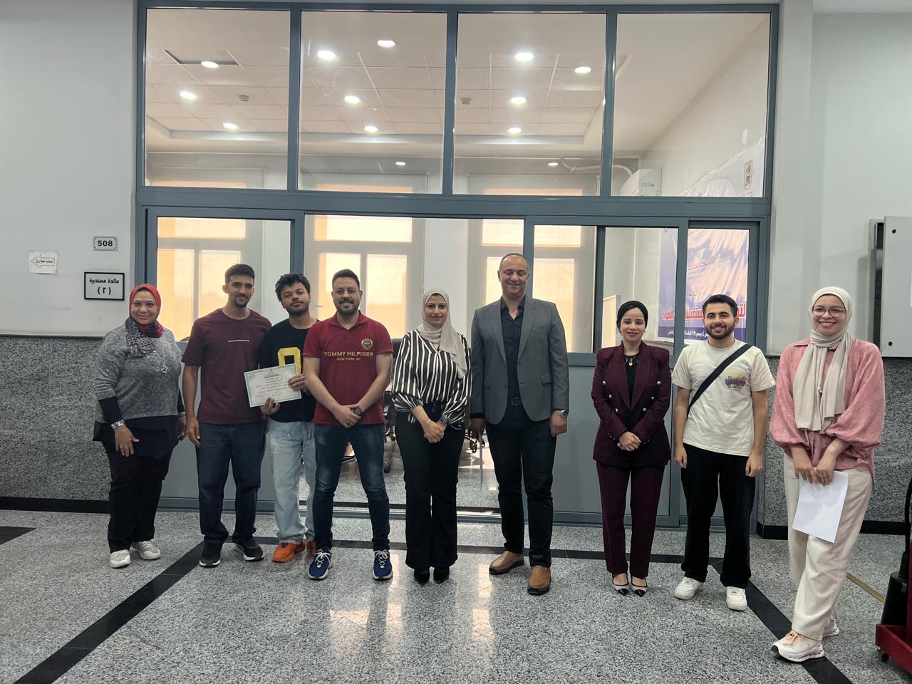 IMG 20260423 WA0016 إعلام جامعة القاهرة تطلق ورشة «أساسيات كتابة السيناريو» إعلام جامعة القاهرة تطلق ورشة «أساسيات كتابة السيناريو» لتأهيل الطلاب على مهارات الكتابة الدرامية الاحترافية موقع في الجامعة