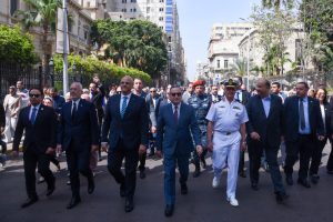 وزير التعليم العالي ومحافظ الإسكندرية يطلقان فعاليات “الإسكندرية مولد مدينة عالمية” وسط أجواء مبهجة| صور 4 IMG 20260424 WA0020 الإسكندرية مولد مدينة عالمية وزير التعليم العالي ومحافظ الإسكندرية يطلقان فعاليات “الإسكندرية مولد مدينة عالمية” وسط أجواء مبهجة| صور موقع في الجامعة