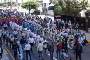 وزير التعليم العالي ومحافظ الإسكندرية يطلقان فعاليات “الإسكندرية مولد مدينة عالمية” وسط أجواء مبهجة| صور 6 IMG 20260424 WA0021 الإسكندرية مولد مدينة عالمية وزير التعليم العالي ومحافظ الإسكندرية يطلقان فعاليات “الإسكندرية مولد مدينة عالمية” وسط أجواء مبهجة| صور موقع في الجامعة