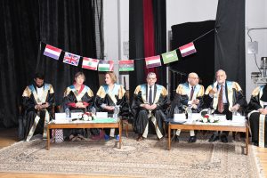 جامعة قناة السويس تحتفل بتخريج الدفعة الـ21 من برنامج التعليم الطبي المشترك مع ماسترخت 3 IMG 20260430 WA0172 جامعة قناة السويس جامعة قناة السويس تحتفل بتخريج الدفعة الـ21 من برنامج التعليم الطبي المشترك مع ماسترخت موقع في الجامعة