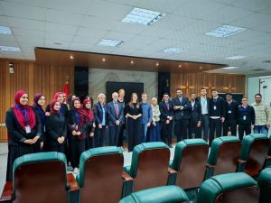 IMG 5509 «فارم دي» و«الصيدلة الإكلينيكية» حصول برنامجي «فارم دي» و«الصيدلة الإكلينيكية» بجامعة قناة السويس على اعتماد AHPGS الألمانية موقع في الجامعة