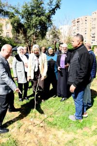 ضمن مبادرة "100 مليون شجرة".. جامعة عين شمس تزرع أشجارًا مثمرة بالحرم الرئيسي 3 IMG 5688 جامعة عين شمس تزرع أشجارًا مثمرة ضمن مبادرة "100 مليون شجرة".. جامعة عين شمس تزرع أشجارًا مثمرة بالحرم الرئيسي موقع في الجامعة