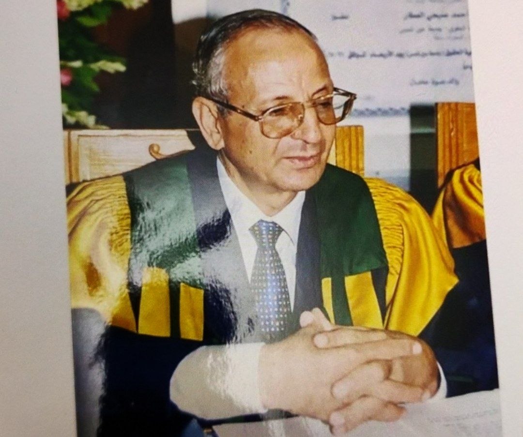 IMG 5930 اختيار معلم بسوهاج ضمن 5 سفراء بعد قرار الأعلى للجامعات.. أستاذ بحقوق عين شمس يضع خارطة طريق لاستغلال "أوائل الخريجين": البعثات الدولية هي الأولوية| خاص موقع في الجامعة