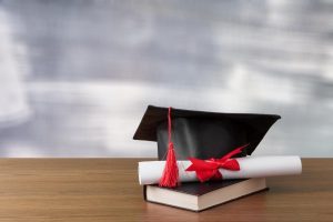 عميد حقوق العاصمة: الأقسام المهددة بالغلق تحتاج إعادة هيكلة لا إلغاء عشوائي.. والتطوير سيُطبق على الدفعات الجديدة فقط| خاص 2 عميد حقوق العاصمة