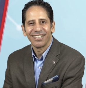 قصر العيني يحقق إنجازًا عالميًا.. مجلة القلب الأوروبية تختار الدكتور مجدي عبد الحميد واجهة العدد 2 الدكتور مجدي عبد الحميد