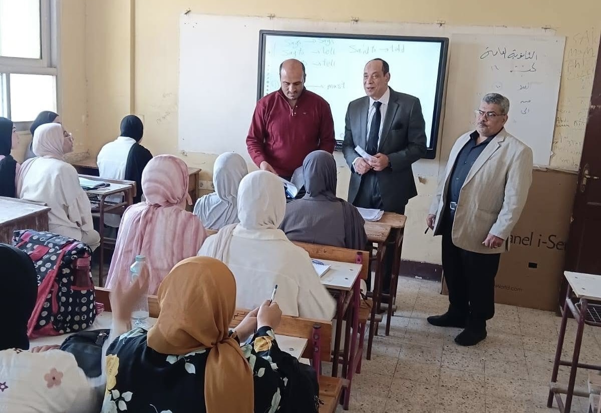 IMG 6699 تحقيق عاجل مع مدير مدرسة ومعلمين جولة مفاجئة تكشف تقاعسًا.. وتحقيق عاجل مع مدير مدرسة ومعلمين ببنها موقع في الجامعة