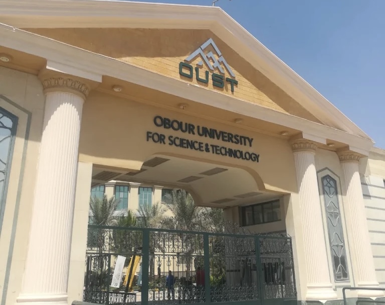 IMG 7582 جامعة العبور للعلوم والتكنولوجيا لطلاب الثانوية العامة 2026.. اعرف مزايا التقديم في جامعة العبور للعلوم والتكنولوجيا| أبرز البرامج والمصروفات موقع في الجامعة