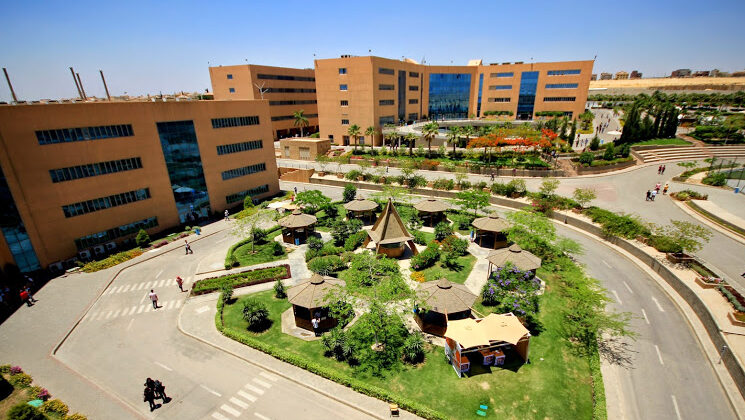 فرص تدريب مجانية لطلاب الجامعات في صيف 2026