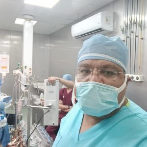ملحمة طبية بقصر العيني.. إنقاذ طفل من مسمار اخترق القلب في جراحة دقيقة خلال دقائق 5 a656e67a ab07 4c7b b531 2de1806b3c55 إنقاذ طفل من مسمار اخترق القلب ملحمة طبية بقصر العيني.. إنقاذ طفل من مسمار اخترق القلب في جراحة دقيقة خلال دقائق موقع في الجامعة