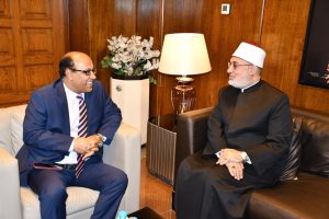 «الوعي حياة».. جامعة العاصمة تفتح حوارًا مباشرًا مع الشباب حول تحديات العصر 4 d9aea010 cce2 4d1d 8fcd ccb32104b08d جامعة العاصمة «الوعي حياة».. جامعة العاصمة تفتح حوارًا مباشرًا مع الشباب حول تحديات العصر موقع في الجامعة