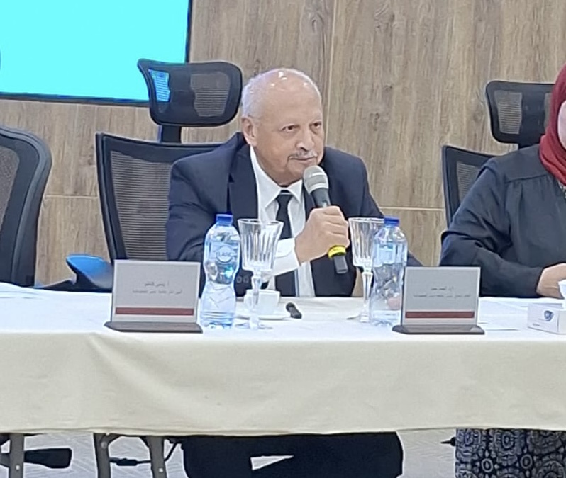 رئيس جامعة مصر للمعلوماتية